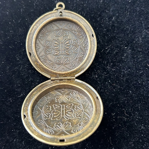 STUNNING VINTAGE ROUND ART DECO PENDENT WITH CRYSTALS FLORAL SHAPE - Picture 2 of 3